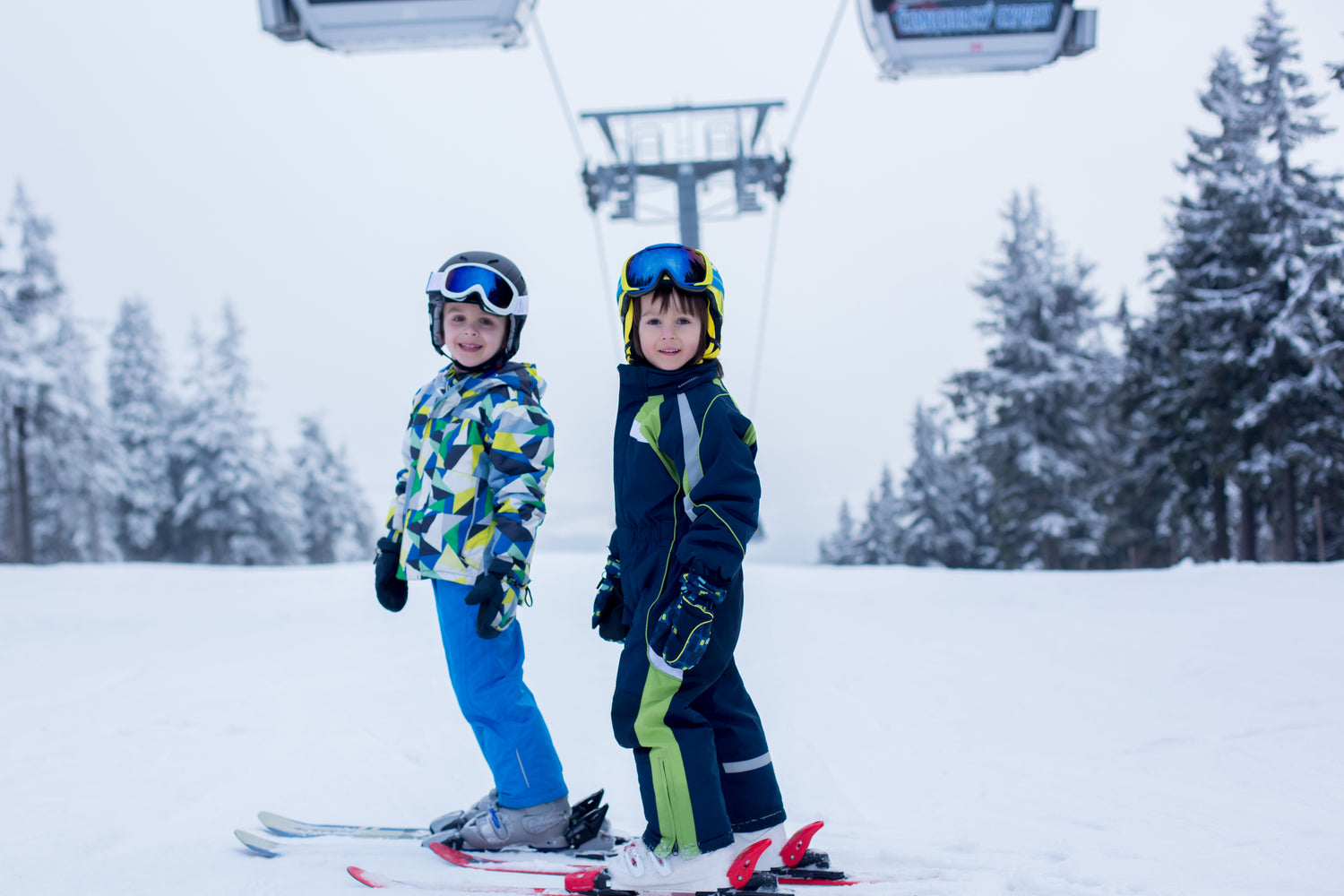 Kids Thermal Underwear for Skiing: Warmth & Fun Combined