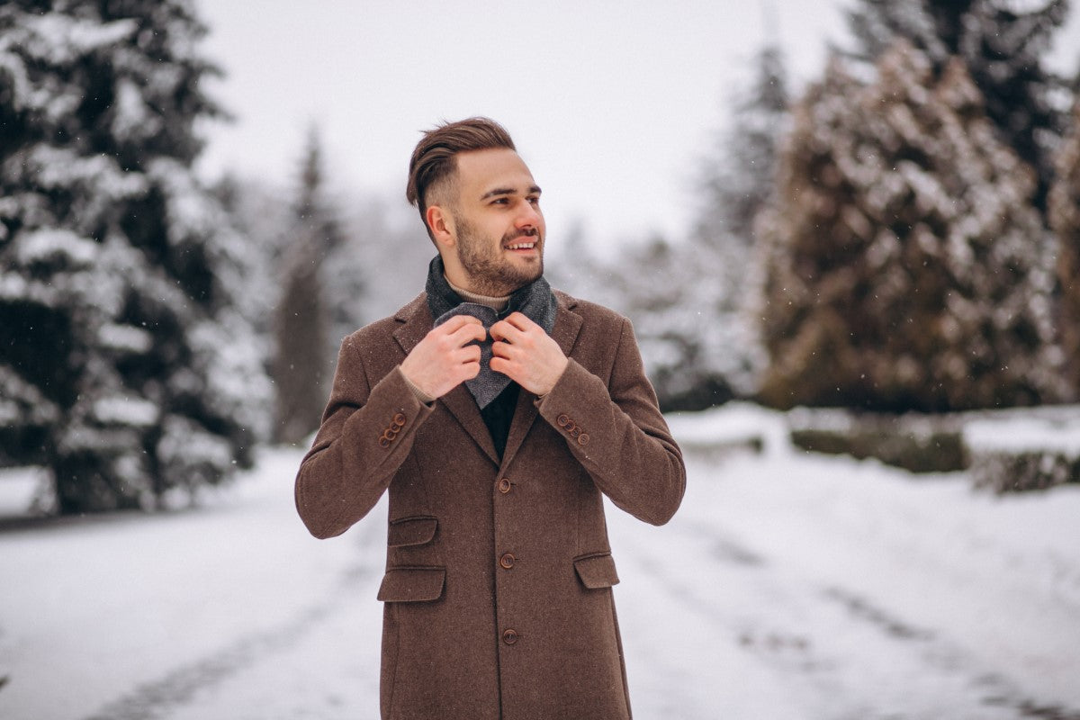 Layering Like a Pro: The Art of Combining Thermal Underwear with Your Winter Wardrobe