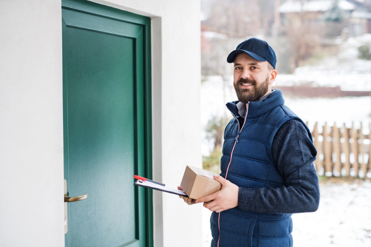 Tips to Stay Warm and Comfortable While Delivering Packages