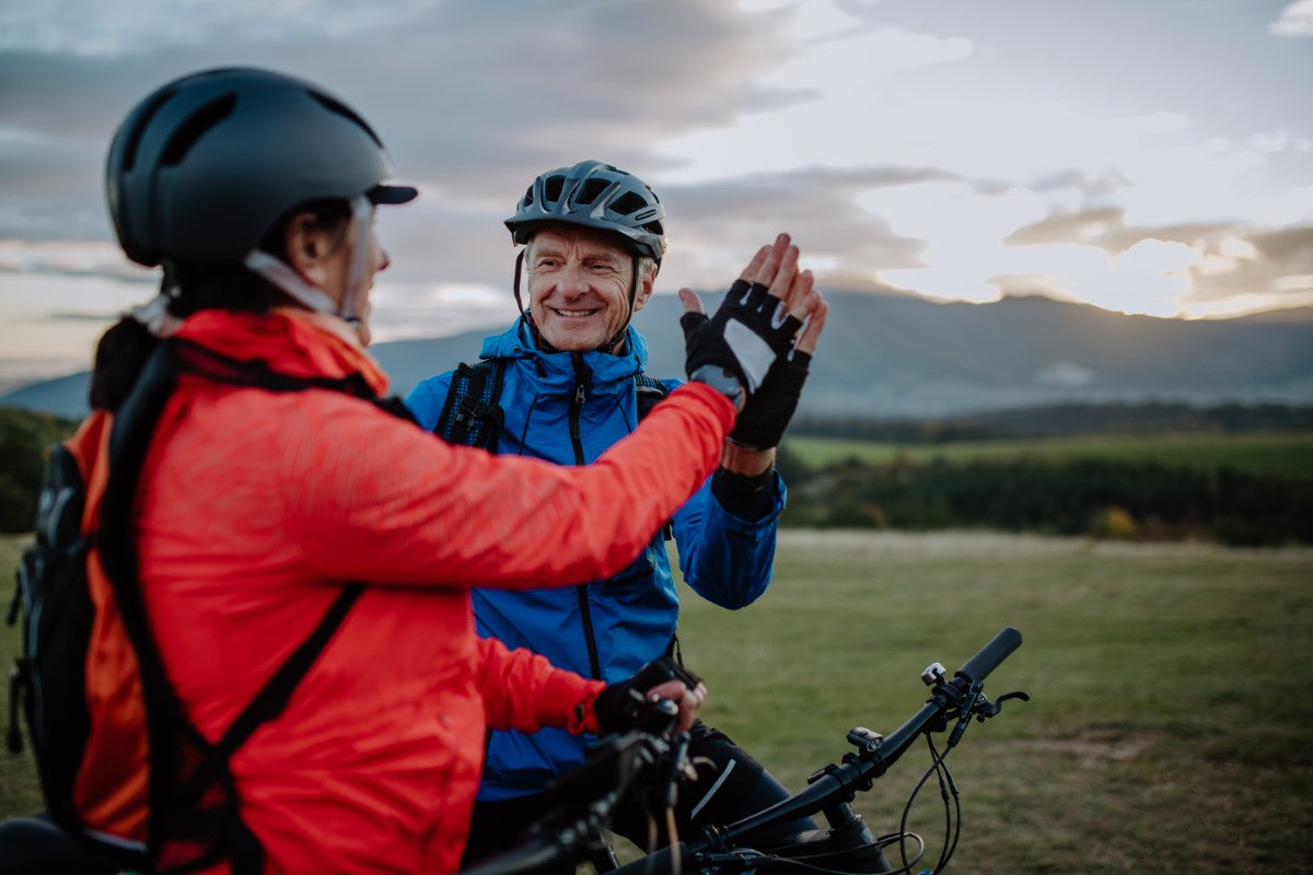 Rolling in Warmth: The Essential Thermals for Every Biker!