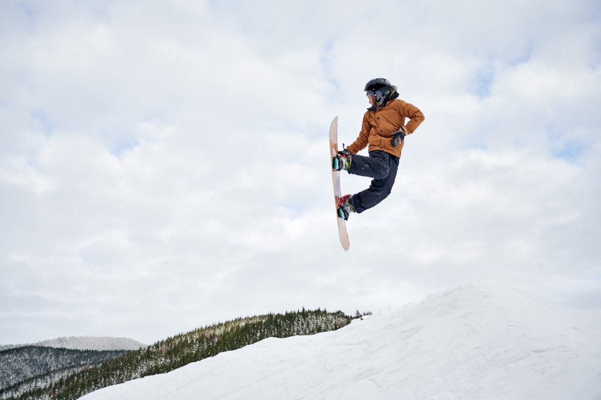 Snowboard Like a Pro: Mastering Thermal Underwear